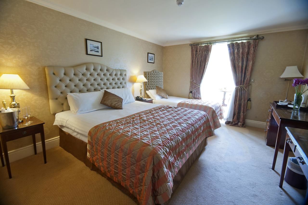Отель Finnstown Castle Hotel Лукан-27