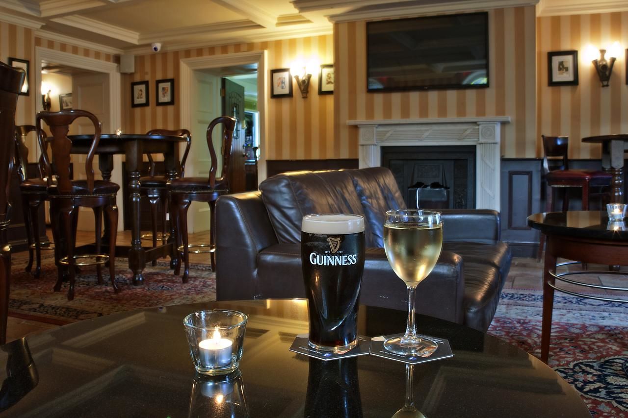 Отель Finnstown Castle Hotel Лукан-10